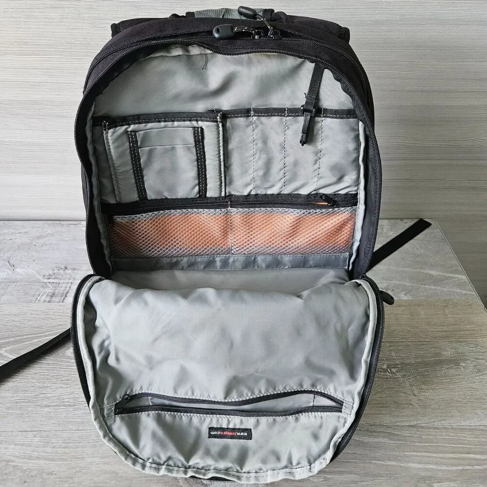 Lowepro CompuDayPack Photo Camera DSLR 250‎ Laptop Travel City Bag Backpack